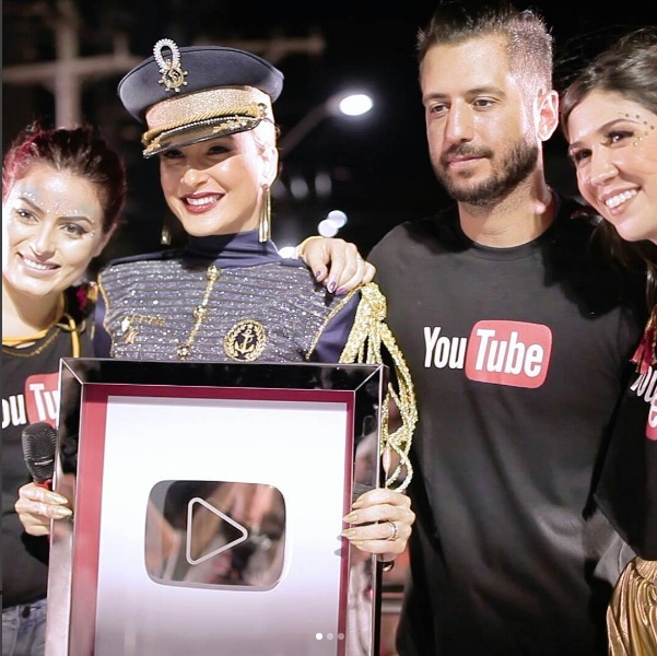 Placa do YouTube
