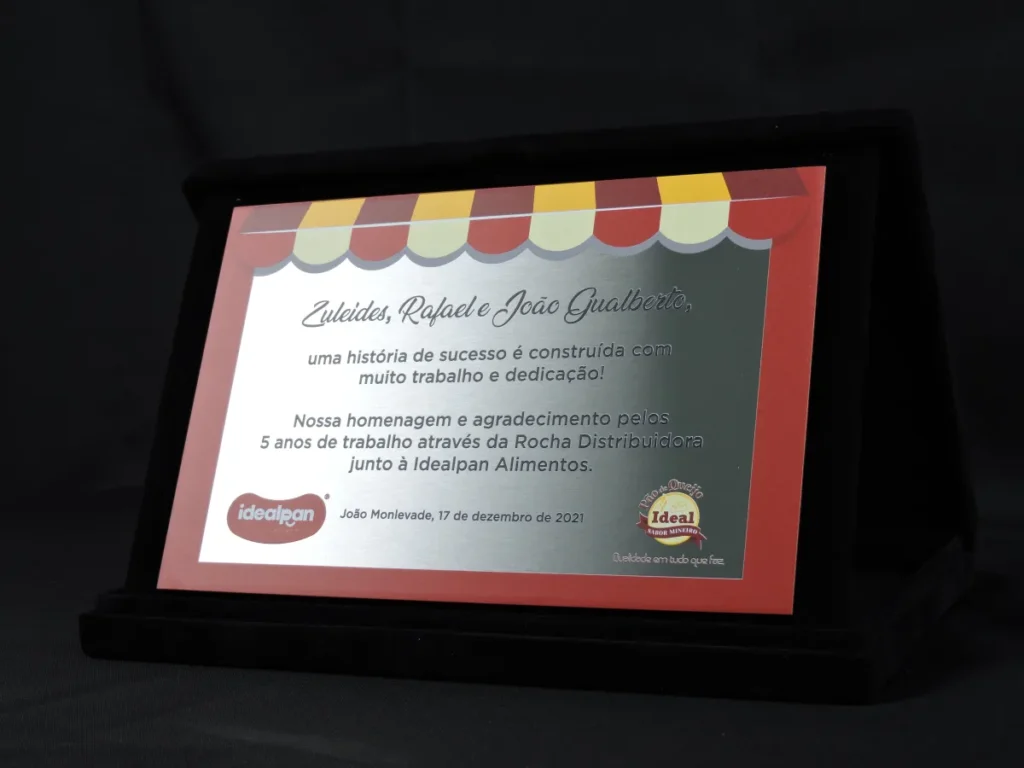Placa de Homenagem