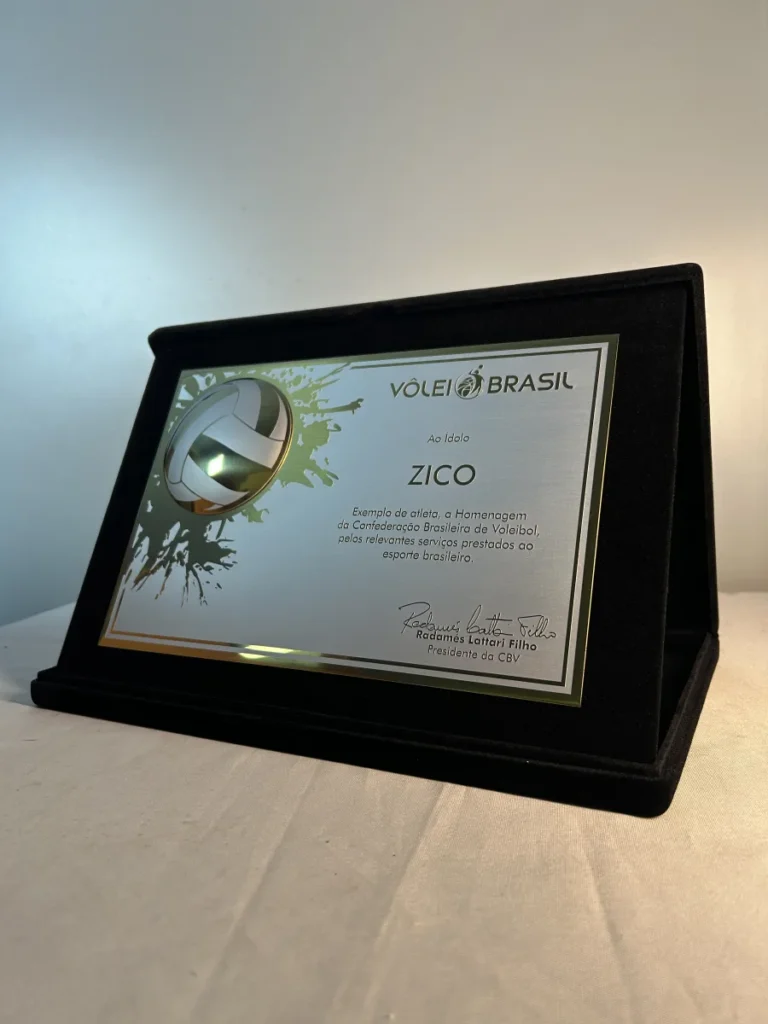 Placa de Homenagem