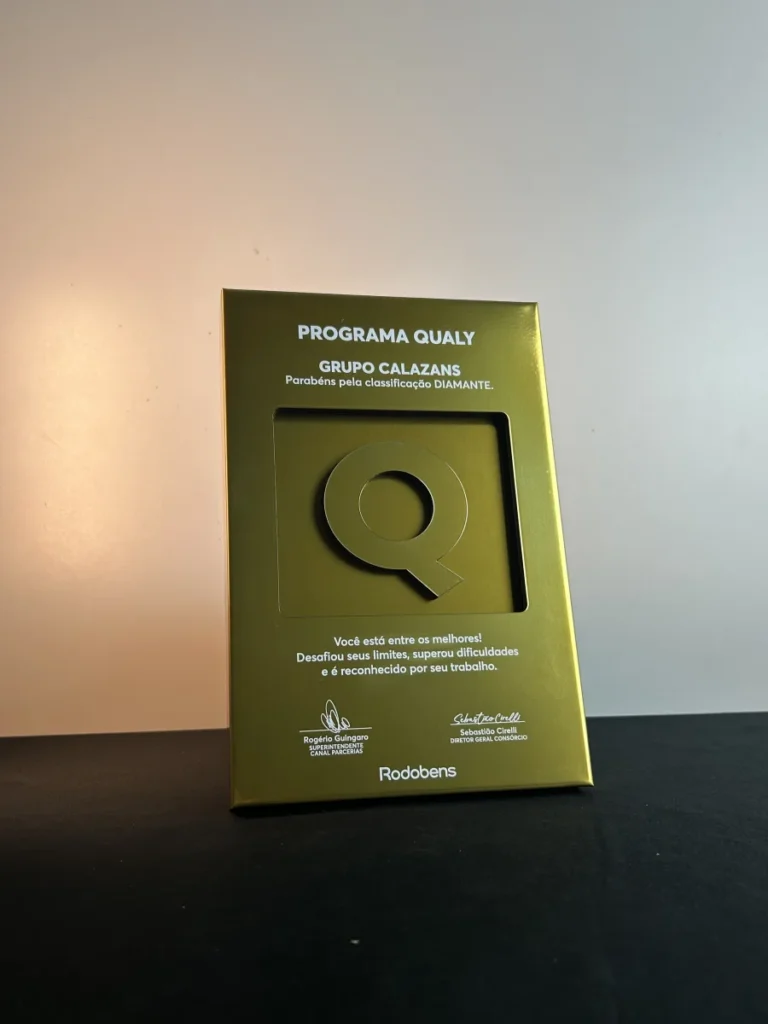 Placa de Premiação Formato Caixa