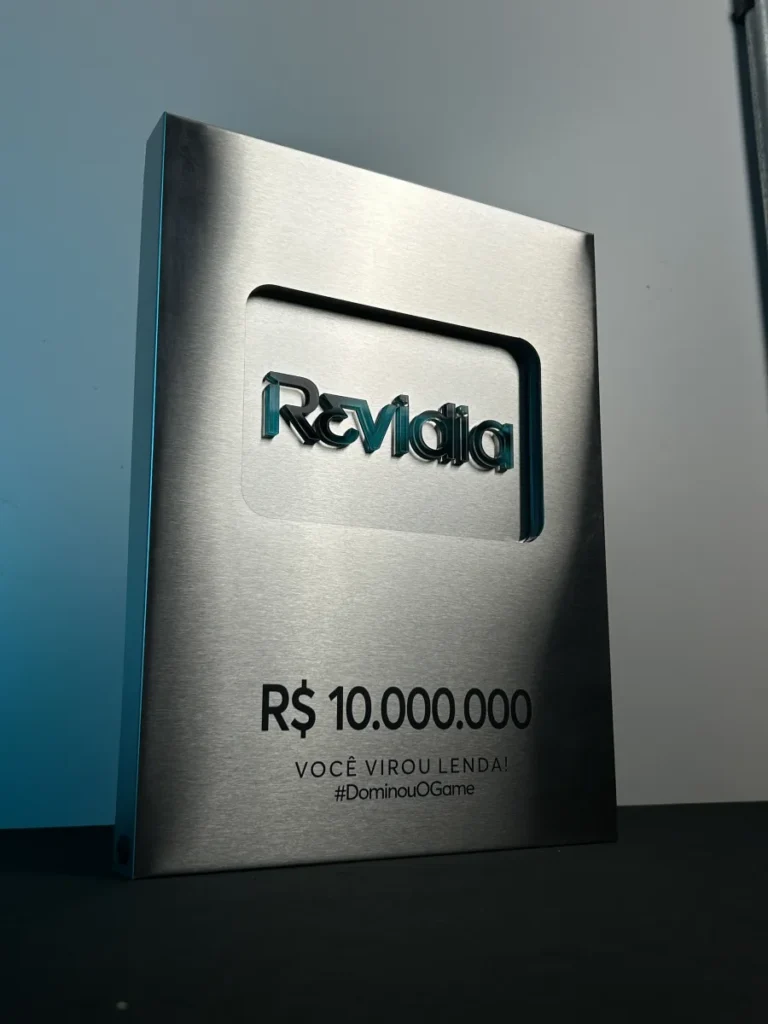 Placa de Premiação Formato Caixa