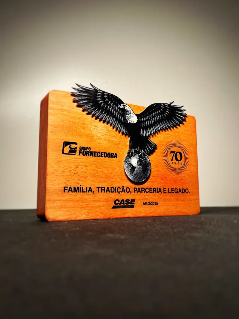 Troféu em Madeira
