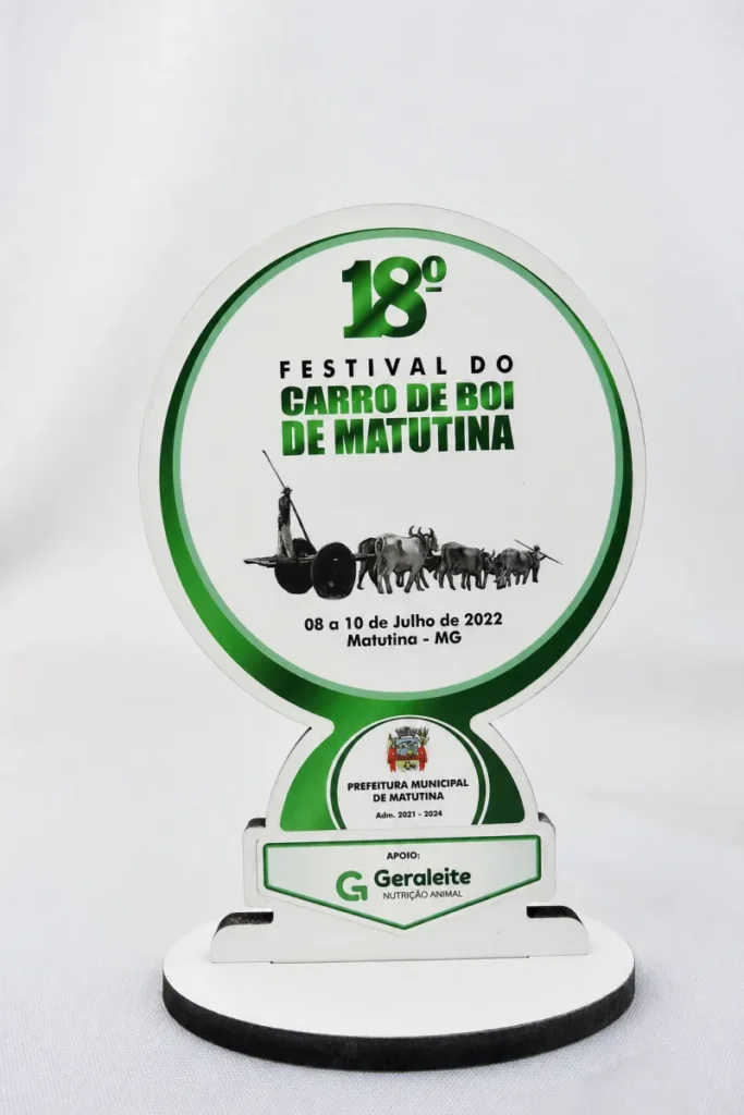 Troféu em Madeira