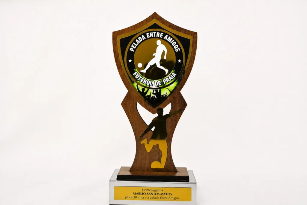Troféu em Madeira