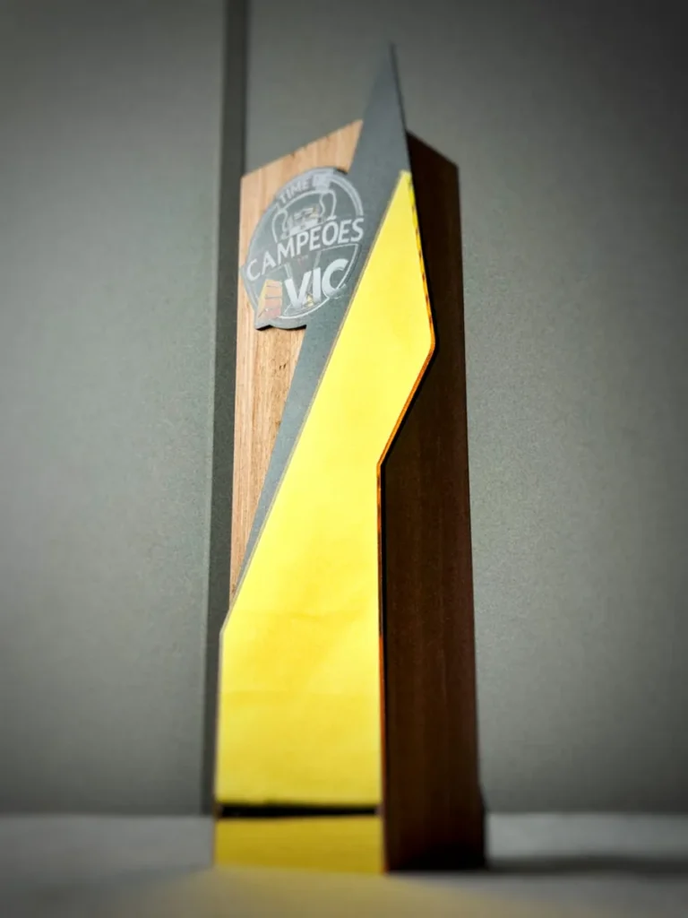Troféu em Madeira